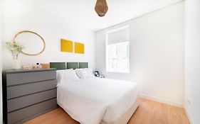 Monsanto Hill House - No. 565 1D